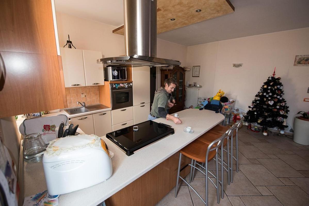 B&B Al Vicolo Di Mezzo Monzambano Εξωτερικό φωτογραφία